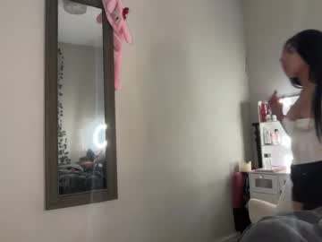 sophiasecretsx's chat room