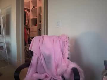 lunarose17's chat room