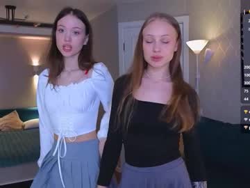 2mamacitas's chat room