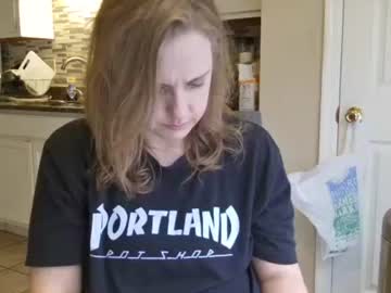 tinywithtiddies's chat room