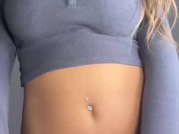 elenahere4u's chat room