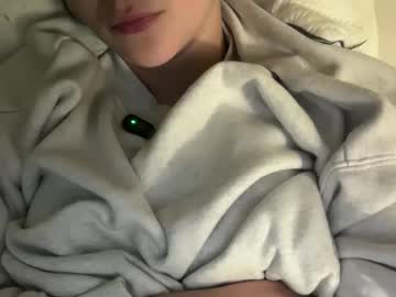 cherry7_7's chat room