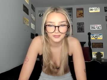 livvywinters's chat room