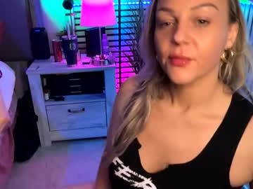 cumguzzlingskank's chat room