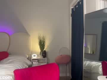 saraloverays's chat room