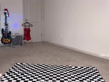 petitebrat's chat room