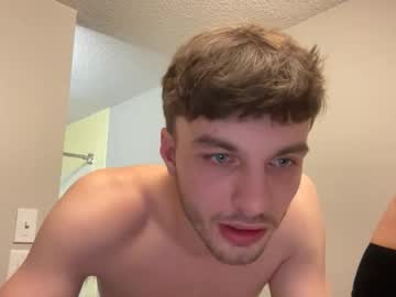 laylakitten4's chat room