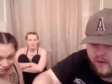 lilbratty_clouds_ogpuffdragon's chat room