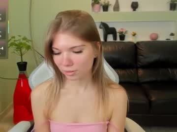 michafox's chat room