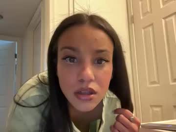 briannay0unggg's chat room