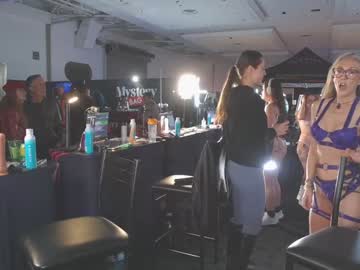 sunnie_dayz's chat room