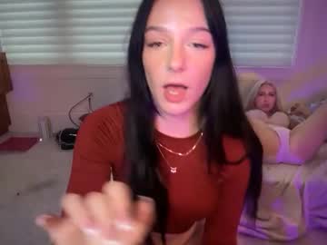 kendallmonroee's chat room