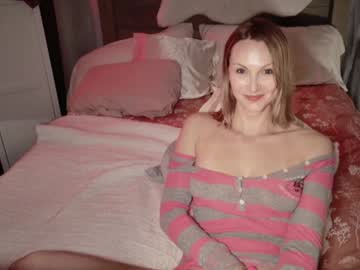 kaileeshy's chat room