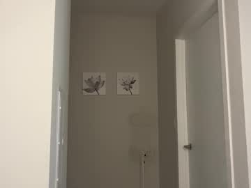 emilyybarely's chat room