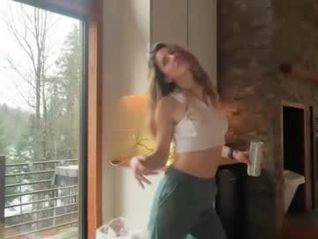 peacheekitty's chat room