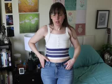 ellynaomi's chat room