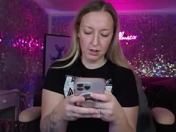 lucyallen4201's chat room