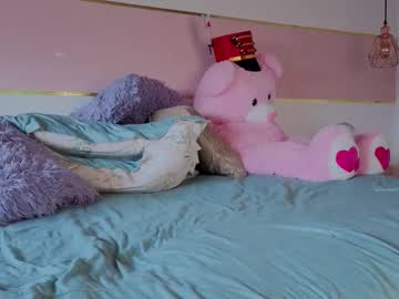 charlote__miller's chat room