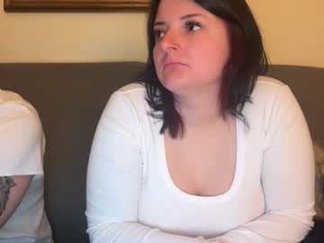 sexycouple41110's chat room