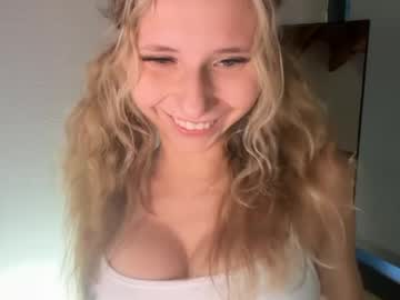 anyaa777's chat room