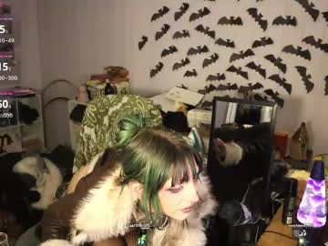 lunasparkles's chat room