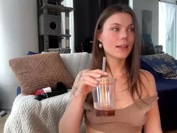 nordicbelle's chat room