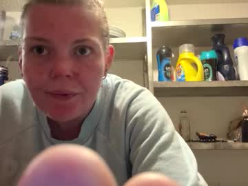 dickeddownsouth's chat room