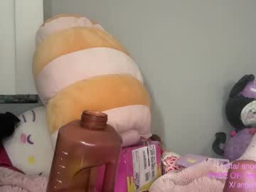 angelllsworlddd's chat room