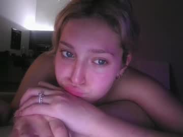 kittyandbat's chat room