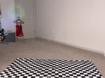 petitebrat's chat room