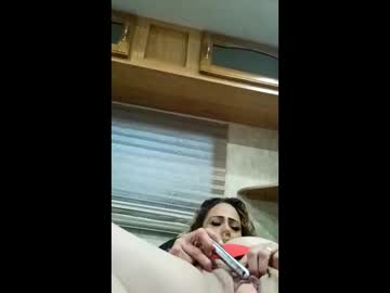 laurasusan061986's chat room