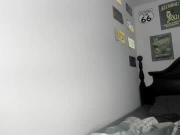 livvywinters's chat room