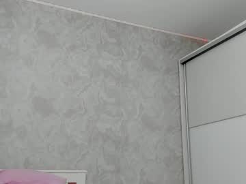 v_deville's chat room