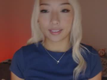 vivianwinters's chat room