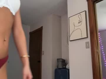 minahoneyy38's chat room