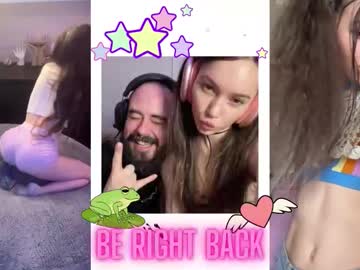 manicpixiedreamfrog's chat room