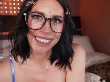 saintjade's chat room