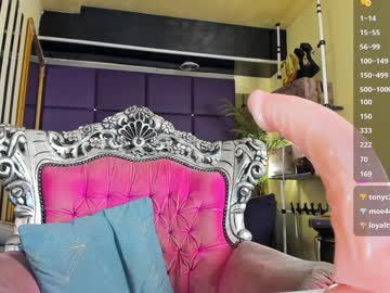 sofiequeen_'s chat room