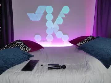 katie_kross_'s chat room