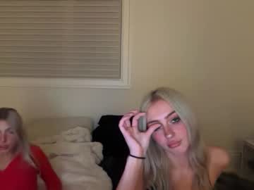 chloeros3e's chat room