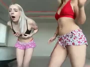 lilybrown07's chat room