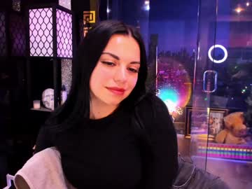 alma_pearl's chat room