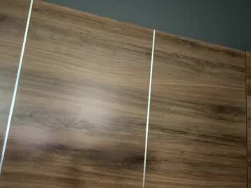 deepthroatqueen33's chat room