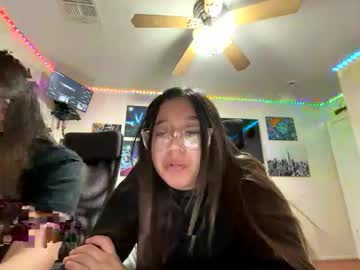 sexylatina22493587's chat room