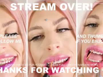 saintjade's chat room