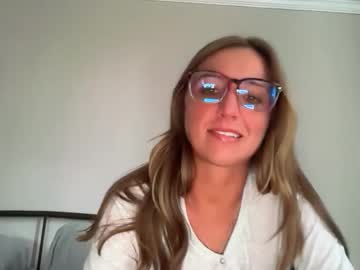 kaygraciee's chat room