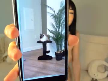 emilyybarely's chat room