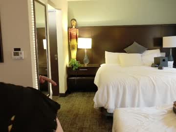 ashelynngrey1986's chat room