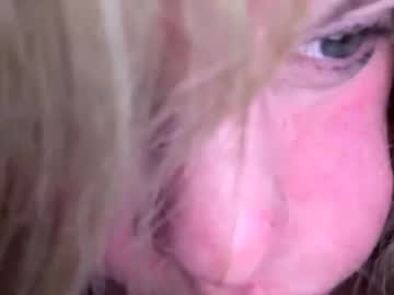 sweetlisa92's chat room