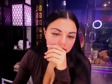 alma_pearl's chat room